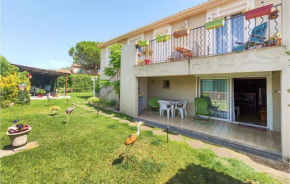 Beautiful Apartment In Loupian With Kitchen